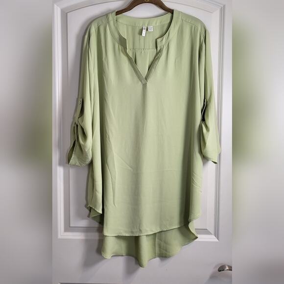 CATO Light Sage Green Solid V-Neck Top – Plus Size 18/20W or 2X - Picture 7 of 10